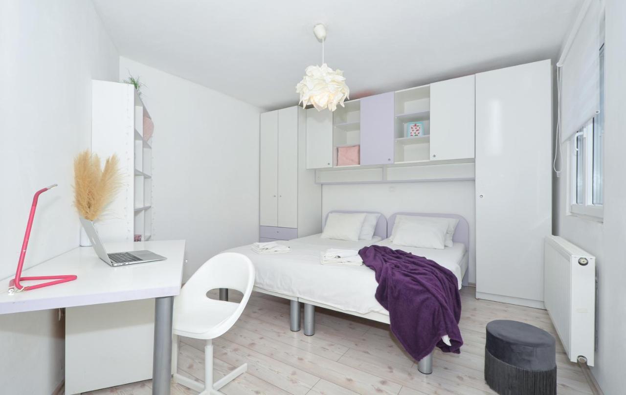 Copacabana Beach Apartments Trogir Exteriér fotografie