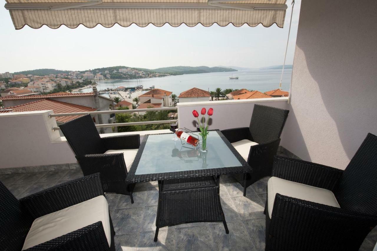 Copacabana Beach Apartments Trogir Exteriér fotografie